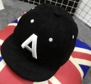 Casquette pour enfants avec lettre 3