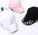 Casquette pour femmes avec des branches florales brodées sur la visière Casquette de baseball en coton et acrylique avec boucle Pour un tour 4