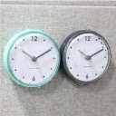 Ceas analogic mic cu carcasă rotundă din plastic și capac transparent Cadran alb clar Dimensiuni 7,2 x 4 cm Alimentare 1x baterie AAA 5