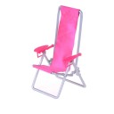 Chaise rose pour poupée 1