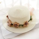 Chapeau d'enfant avec des fleurs T862 15