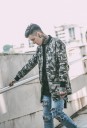 Chaqueta de camuflaje elegante para hombre J1615 9