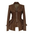 Chaqueta de cuero ajustada para mujer 1