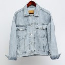 Chaqueta de denim para mujer en corte oversize Hombros caídos Aspecto desgastado Dos bolsillos en el pecho con solapa Cierre de botones 3