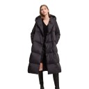 Chaqueta de invierno larga para mujer con capucha, acolchada, hasta la rodilla, con acolchado horizontal y corte recto 1