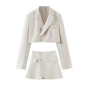 Chaqueta y falda de mujer 7