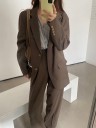 Chaqueta y pantalón de mujer B996 7