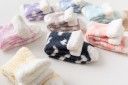 Chaussettes chaudes pour femmes avec des cœurs 4