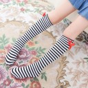 Chaussettes montantes rayées pour filles avec nœuds 1