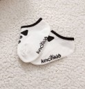 Chaussettes pour enfants avec un papillon 2