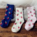 Chaussettes pour femmes avec des fraises 1