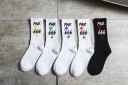 Chaussettes stylées - Le nombre du diable 1