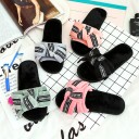 Chaussons d'intérieur pour femmes A781 1