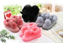 Chaussons d'intérieur pour femmes avec des oreilles de lapin 2