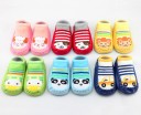Chaussons pour enfants avec des images 2