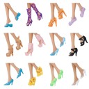 Chaussures et souliers pour poupée de 30 cm Ensemble de 12 paires de chaussures en plastique Sélection aléatoire de styles et de couleurs Accessoire 1