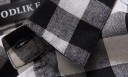 Chemise à carreaux pour homme 1