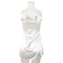 Chemise de nuit femme avec dentelle et fente Chemise unie élégante avec décolleté en V Polyester léger Mode de nuit délicate Différentes 11