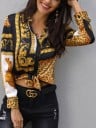 Chemise pour femme avec motif léopard et ornements dorés Rayures noires et panneaux blancs Manches longues avec poignets Col classique Fermeture 2