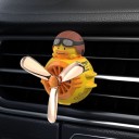 Clip magnético para ventilación de coche Aromaterapia Pato con casco y gafas con hélice Personaje de dibujos animados Adorno de interior 5