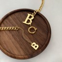 Colar feminino com a letra B 3