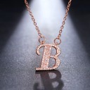 Colar feminino com a letra D111 W