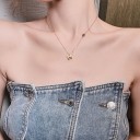 Colar feminino com a letra H 3