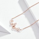 Colar feminino com borboleta e flores 3