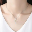 Colar feminino com cruz D343 3