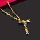 Colar feminino com letras do alfabeto 2