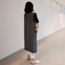 Colete longo feminino sem mangas em estilo tweed Xadrez preto e branco Bordas desfiadas Botões dourados Lapelas de bolsos Poliéster e algodão 5