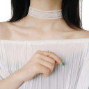 Collana choker in pizzo per donne con chiusura elegante, design nero, accessorio leggero e comodo adatto per l'uso quotidiano e serale 6