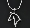 Collana da donna cavallo 1