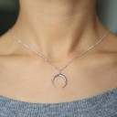 Collana da donna con mezzaluna M66 1