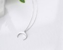 Collar de luna para mujer 3