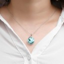 Collar de mujer con cielo 2