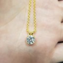 Collar de mujer con colgante D465 2