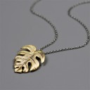 Collar de mujer con hoja G655 2
