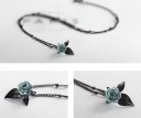 Collar de mujer con una rosa 4