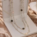 Collar largo de mujer con rosas 1