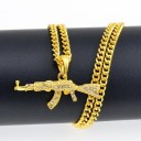 Collier avec arme 2