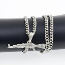 Collier avec arme 5