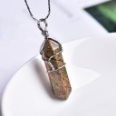 Collier avec cristal naturel 8