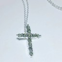 Collier avec croix D509 3