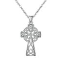Collier avec croix D694 1