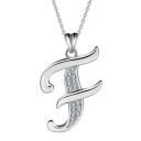 Collier avec lettre de l'alphabet D620 9