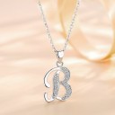 Collier avec lettre de l'alphabet D620 2