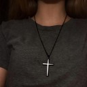 Collier avec pendentif croix D127 2