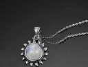 Collier avec pendentif D416 1