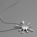 Collier avec pendentif D640 2